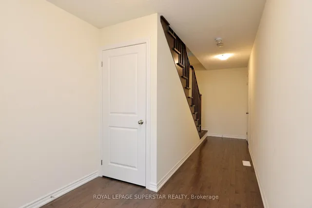 Additional image 36 of 94 Donald Ficht Cres