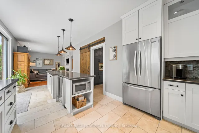 Additional image 16 of 2051 Oak Grove Pl