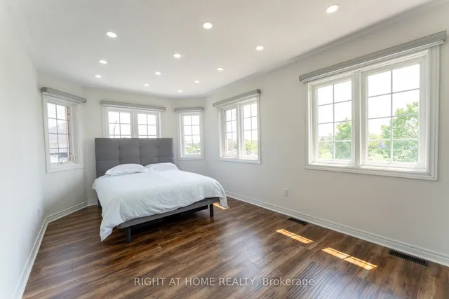 Additional image 22 of 15 Tournament Dr