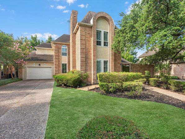 13 Hickory Shadows Dr, Houston, TX 77055