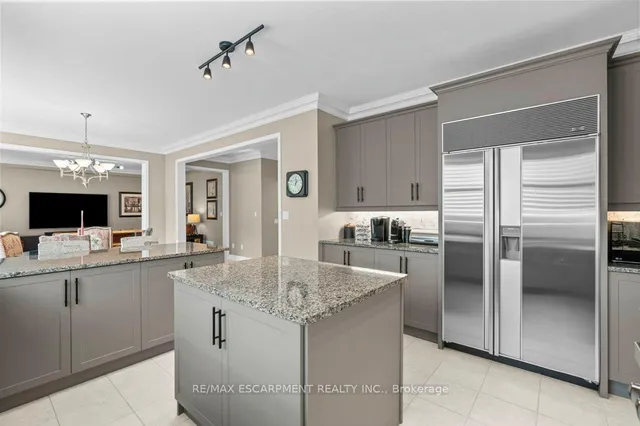 Additional image 12 of 1560 Rixon Way