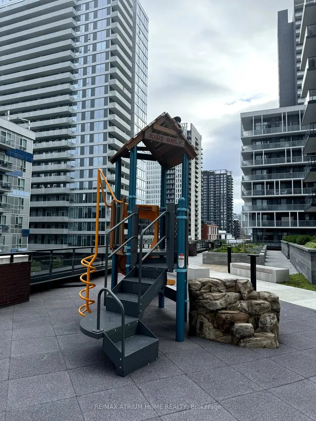 Additional image 23 of 130 River St Unit 606