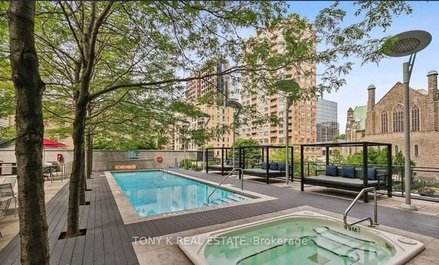 Additional image 19 of 110 Charles St Unit 3204