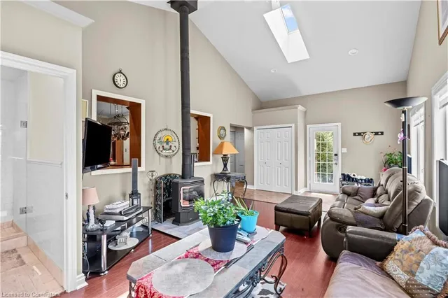 Additional image 24 of 973 Garden Lane