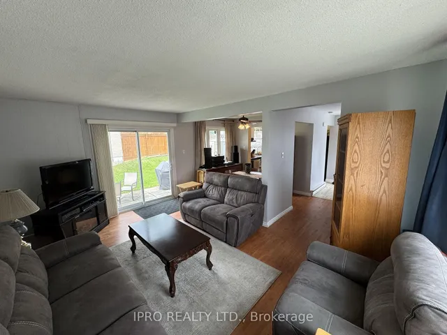 Additional image 7 of 4 Hardcastle Crt