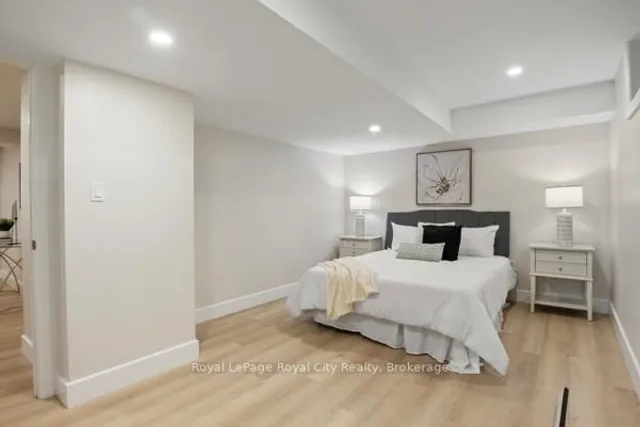 Additional image 28 of 92 Scenic Wood Cres