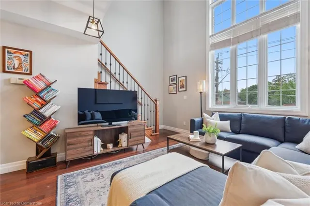 Additional image 11 of 555 King St Unit 307