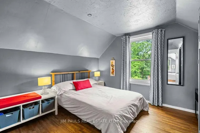 Additional image 18 of 289 East 18th St