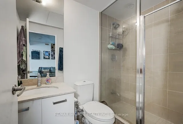 Additional image 20 of 832 Bay St Unit 3405