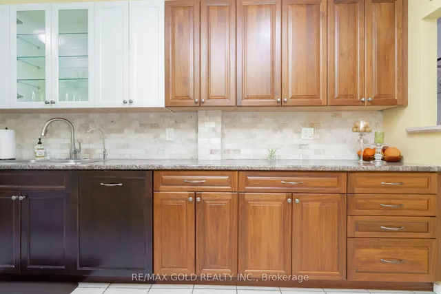 Additional image 16 of 16 Gatsby Sq