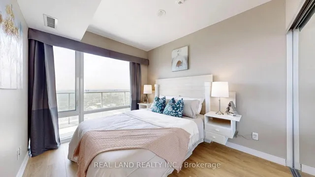 Additional image 29 of 501 Yonge St Unit 4901