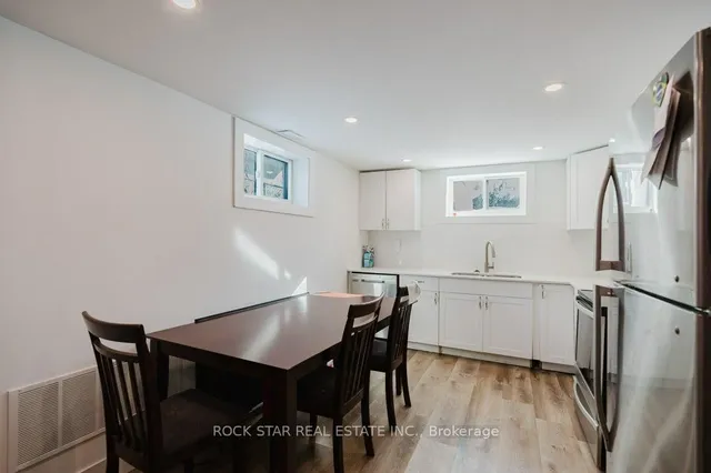 Additional image 23 of 859 Upper Ottawa St