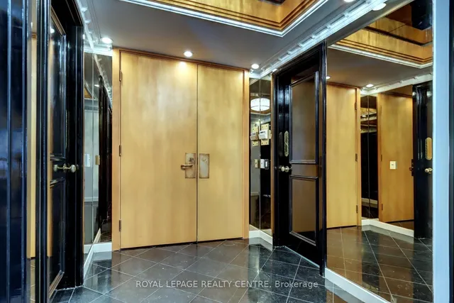 Additional image 4 of 480 Queens Quay W Unit 401W