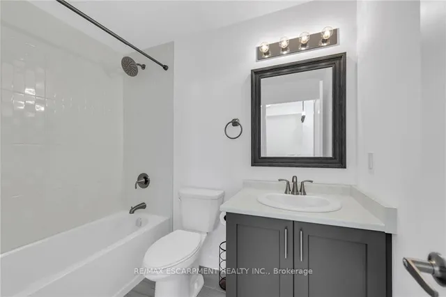 Additional image 29 of 460 Dundas St Unit 331