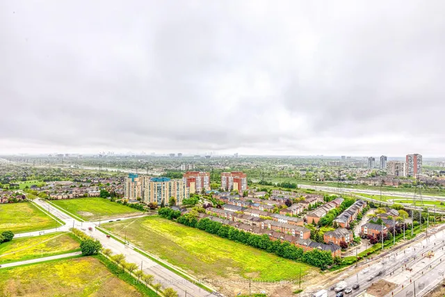 Additional image 32 of 25 Kingsbridge Garden Circ Unit 2808