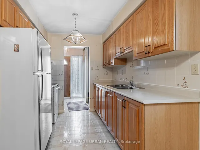 Additional image 14 of 122 Hildenboro Sq