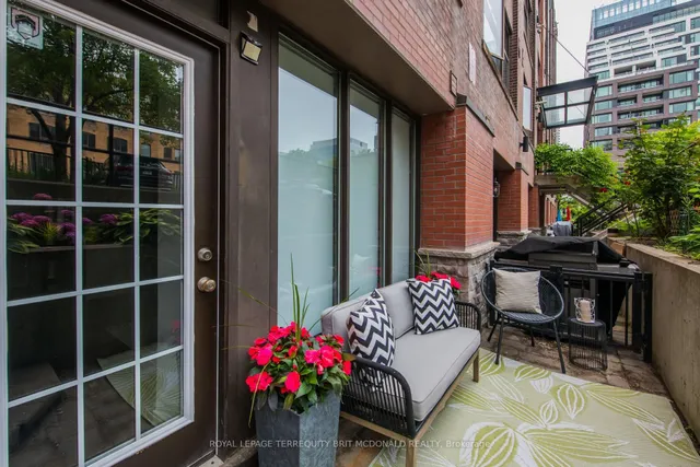 Additional image 3 of 436 Wellington St Unit 108