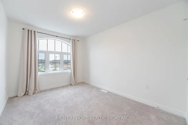 Additional image 23 of 30 Zoe Lane