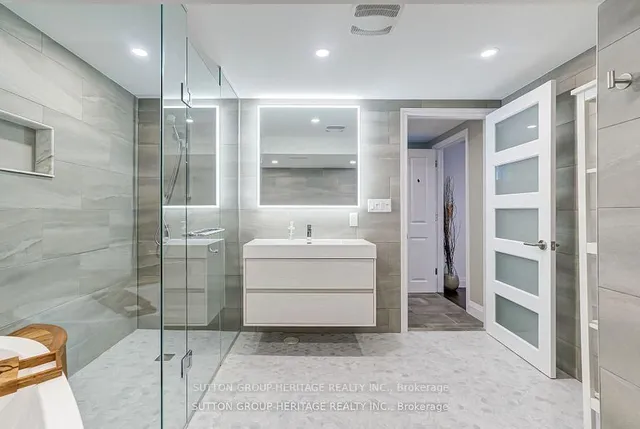 Additional image 30 of 22 Paragon Rd