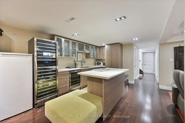 Additional image 32 of 242 Olive Ave