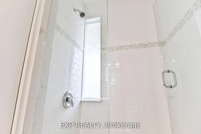 Additional image 30 of 360 Roxton Rd