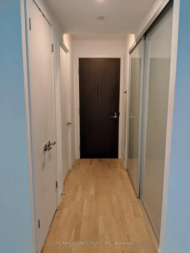 Additional image 27 of 560 King St Unit 604