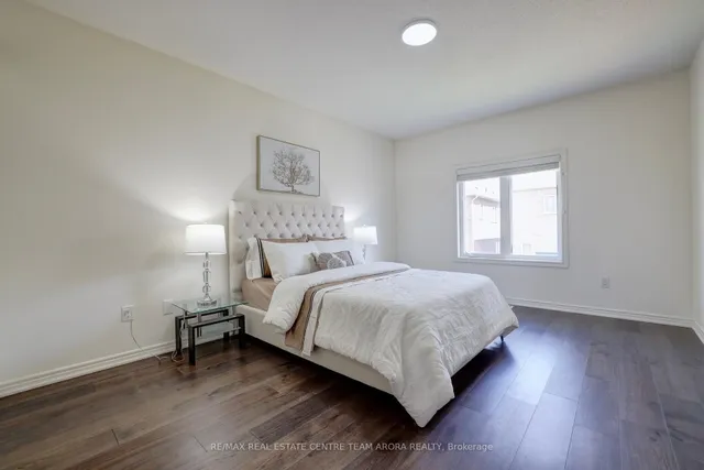 Additional image 22 of 436 Royal West Dr