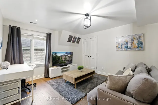 Additional image 36 of 208 Carmichael Ave