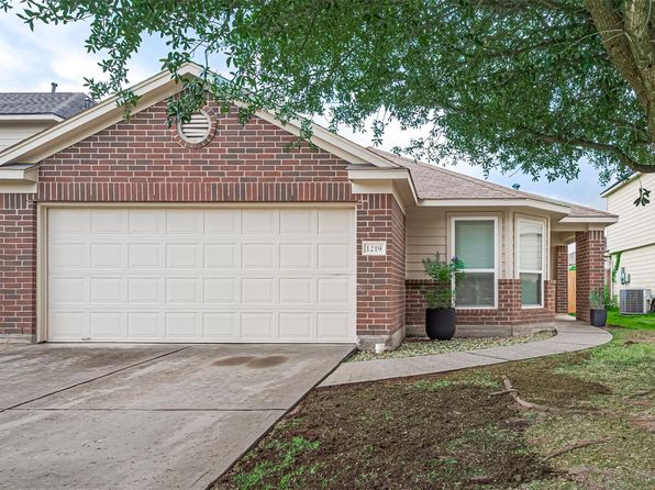 1219 Newsome Glenn Dr, Houston, TX 77090