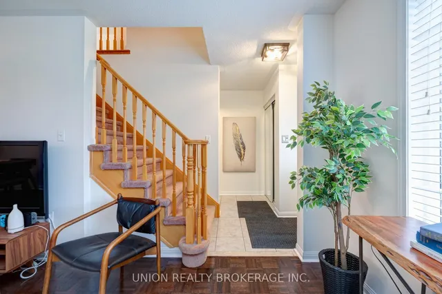 Additional image 3 of 84 Worthington Ave