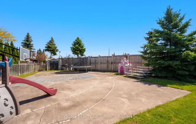 Additional image 45 of 1376 Avon Dr