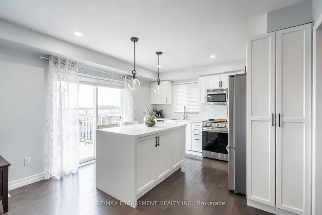 Additional image 10 of 141 Voyager Pass