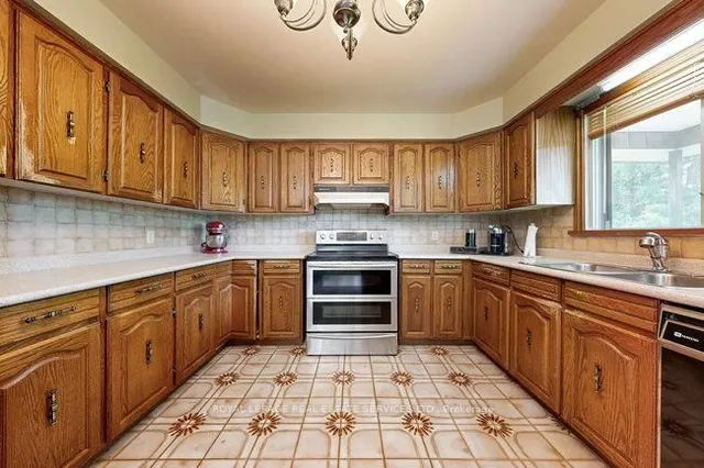 Additional image 11 of 2946 Weston Rd