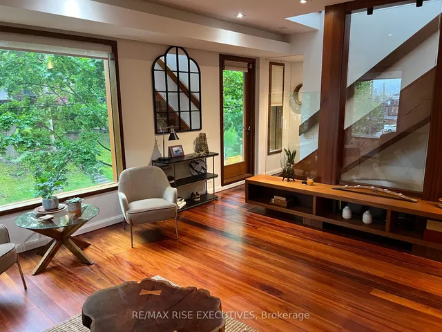 Additional image 22 of 32 Regal Rd