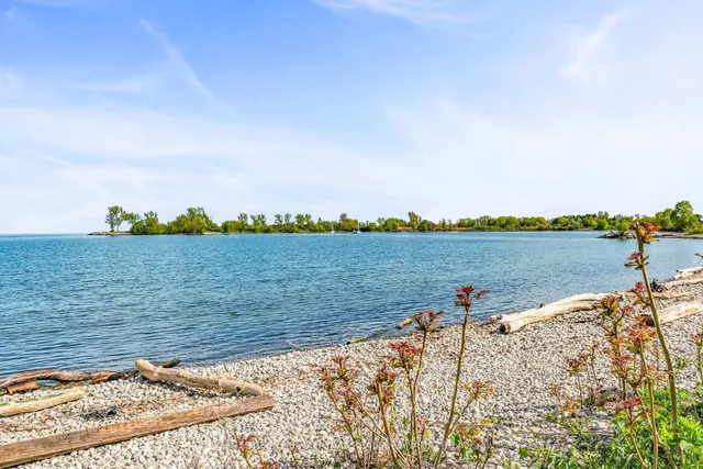 Additional image 36 of 2095 Lake Shore Blvd Unit 818