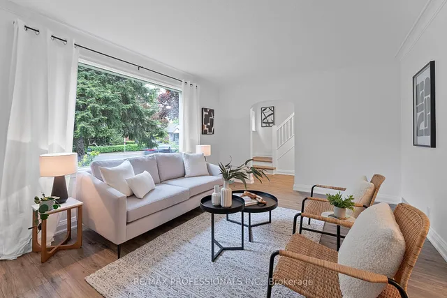 Additional image 19 of 875 Royal York Rd