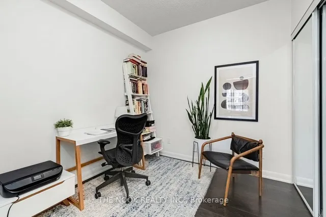 Additional image 27 of 435 Richmond St Unit 808