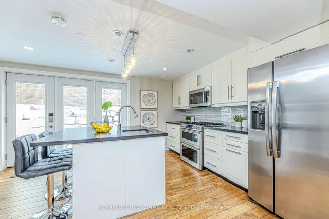 Additional image 25 of 11 Jean Dempsey Gate