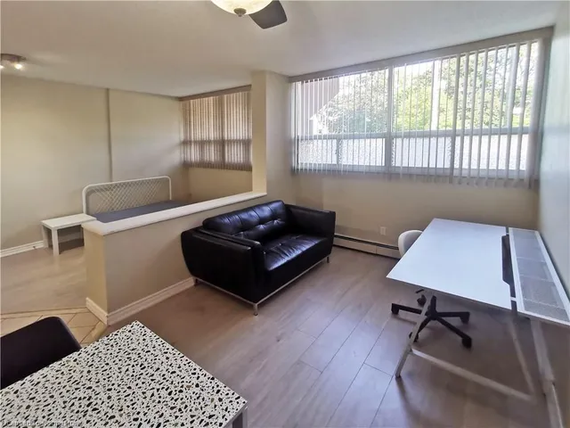 Additional image 4 of 1950 Main St Unit 106