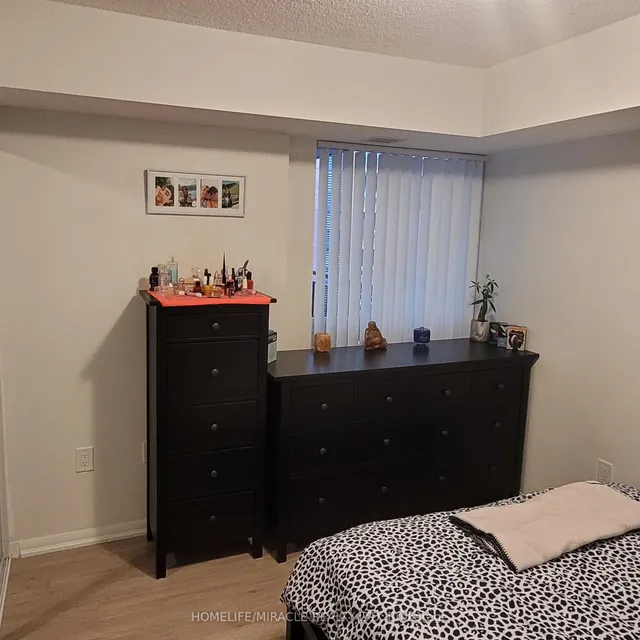 Additional image 12 of 830 Lawrence Ave Unit 529