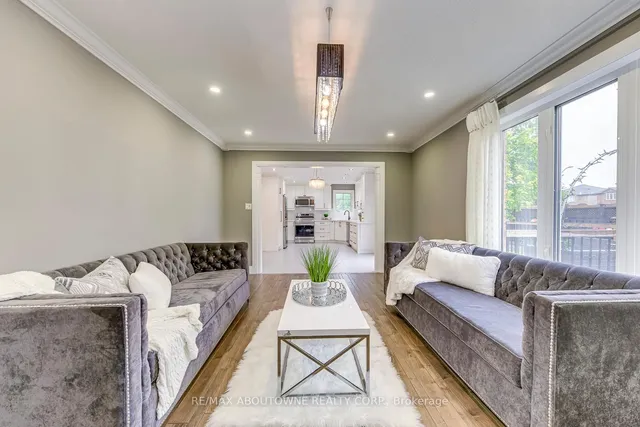 Additional image 18 of 2387 Heslop St