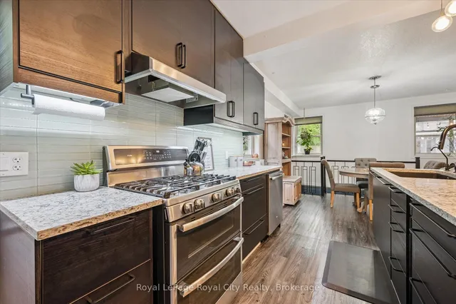 Additional image 18 of 37 Brock St