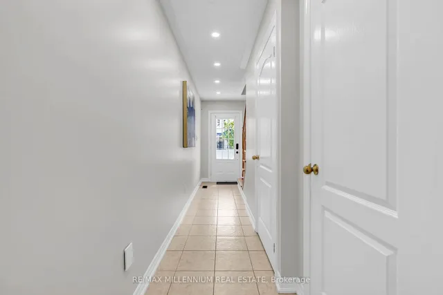 Additional image 13 of 91 New Pines Tr