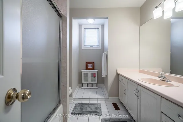 Additional image 24 of 89 Meadowlands Blvd