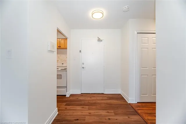 Additional image 5 of 714 The West Mall Unit 811