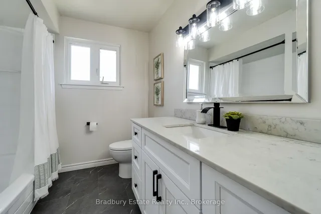 Additional image 27 of 3092 Palmer Dr