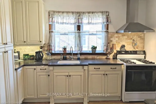 Additional image 7 of 320 Guelph St