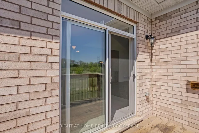 Additional image 20 of 19 Robarts Dr