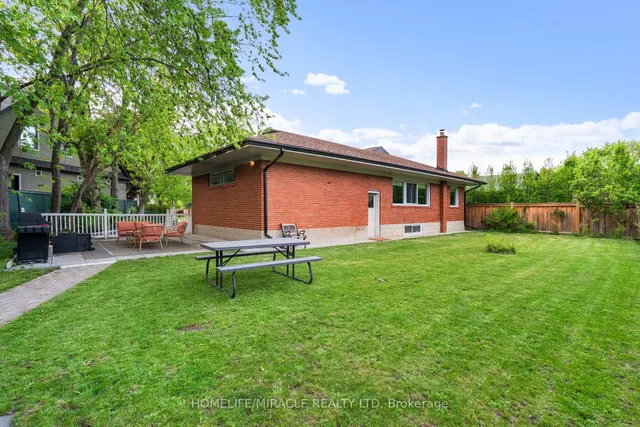 Additional image 50 of 11 Adelpha Dr