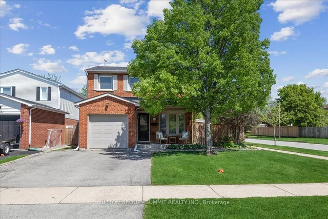 2229 Silverbirch Crt